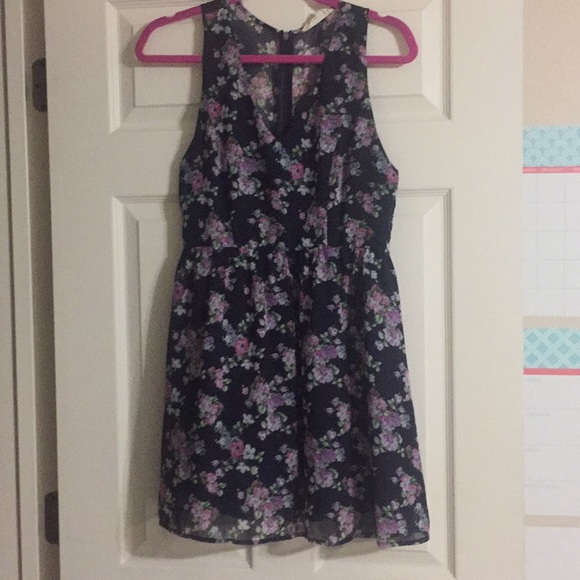Floral dress - Picture 1 of 2